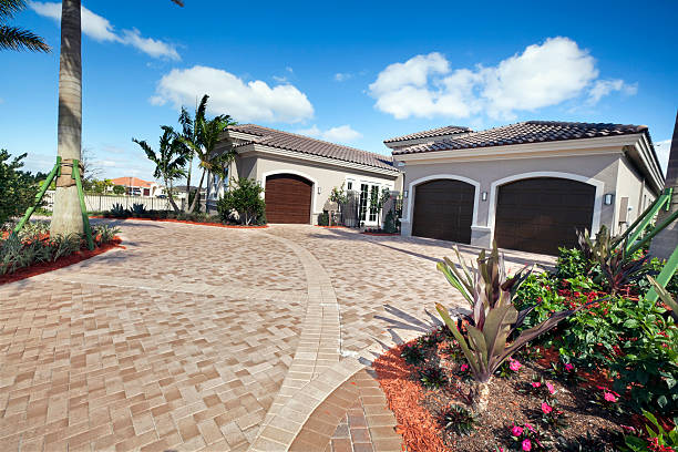 Best Residential Driveway Paver Services  in Shelbyvle, IL
